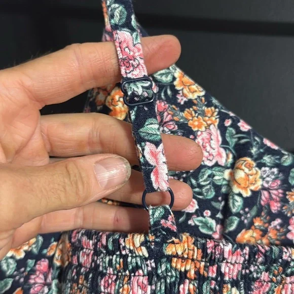 3/$14 Old Navy Floral Linen Blend Cami Mini Dress Size: M Length: 34” - Picture 4 of 7
